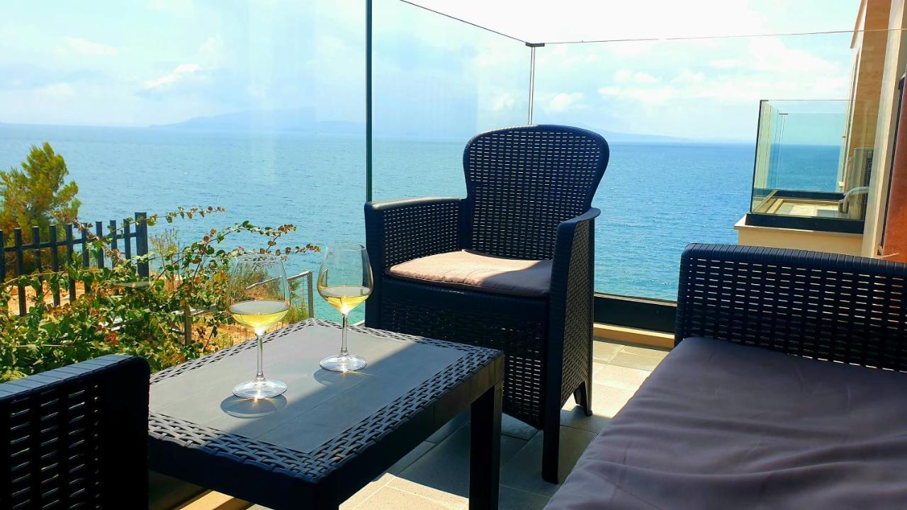 2F Saranda Apartment Exterior photo